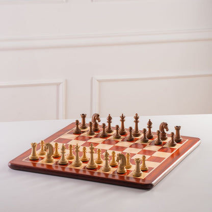 Échiquier Exclusif N°5 – Bois Massif Exotique, Buis & Bois de Santal, Finition Brillante – 53 × 53 cm