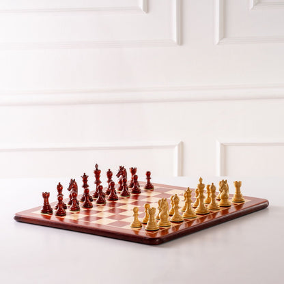 Échiquier Exclusif N°5 – Bois Massif Exotique, Buis & Bois de Santal, Finition Brillante – 53 × 53 cm
